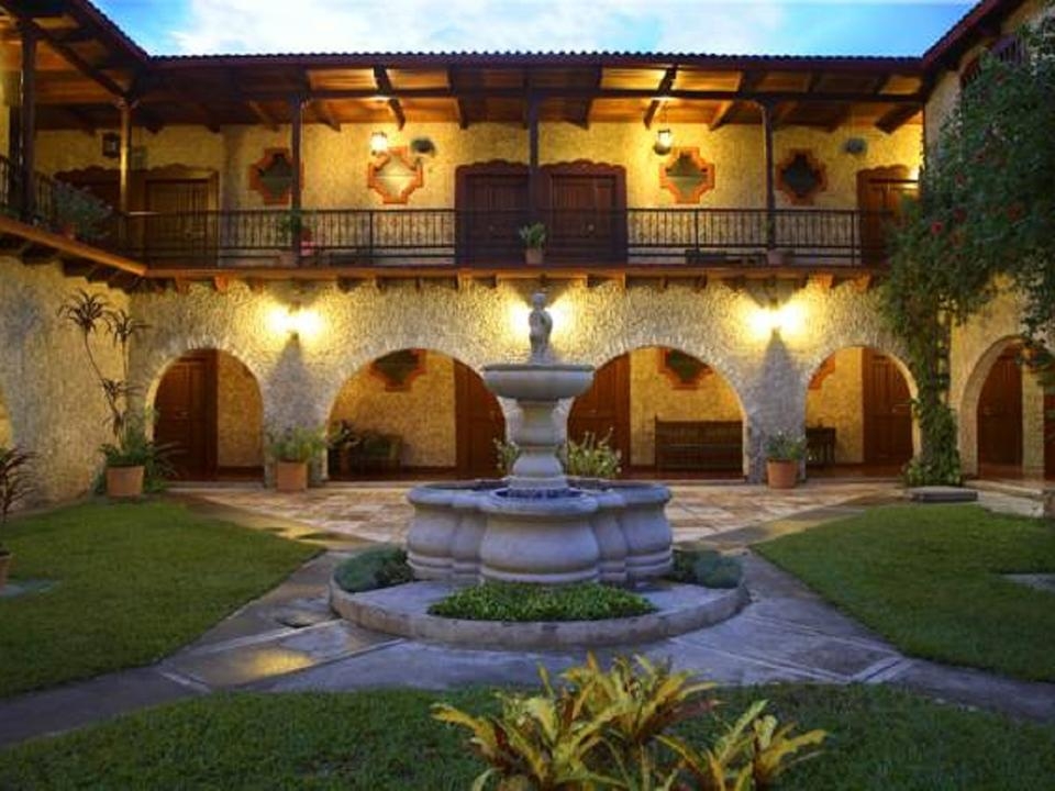 Hotel Del Patio Tikal